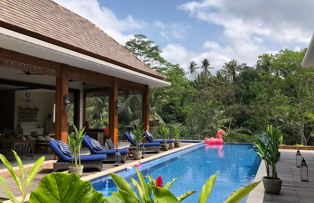 Puri Kasih Gottlieb-1