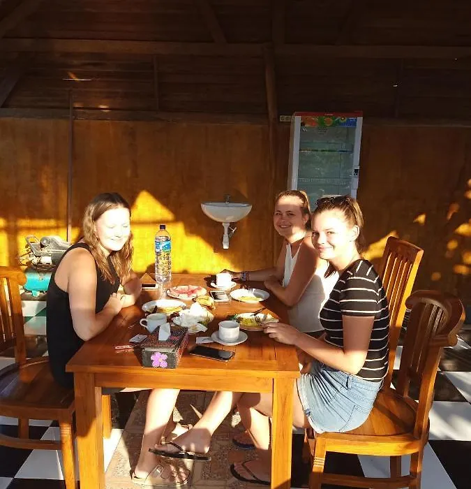 Happy Penida Hostel-1