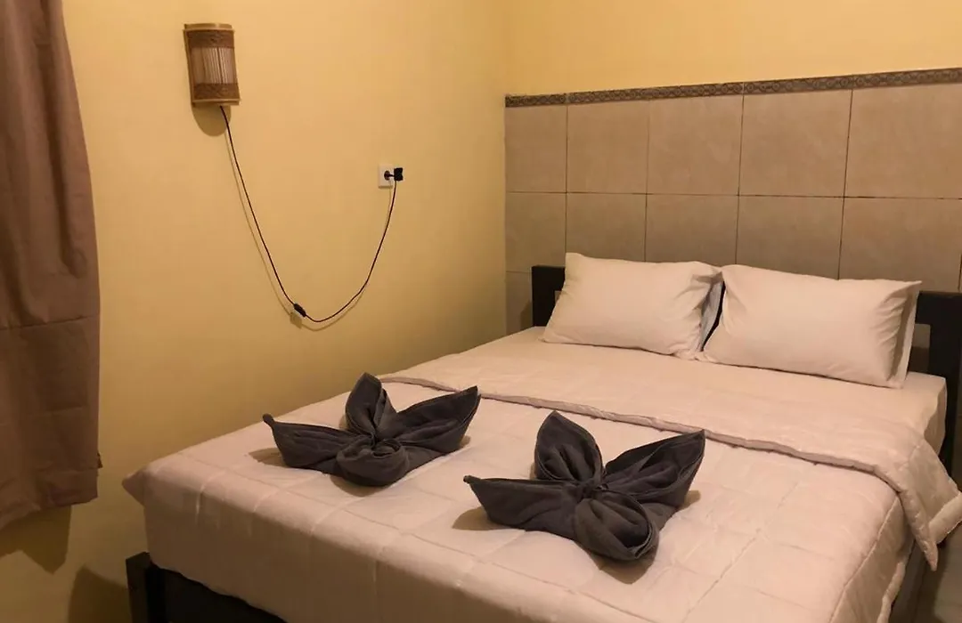 Puri Alit Guest House-1