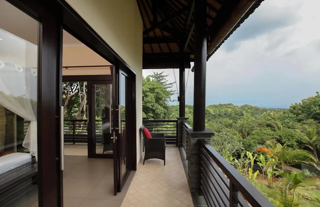 Villa Cahaya Perfectly Formed By The Natural Surrounding And Balinese Hospitality-1