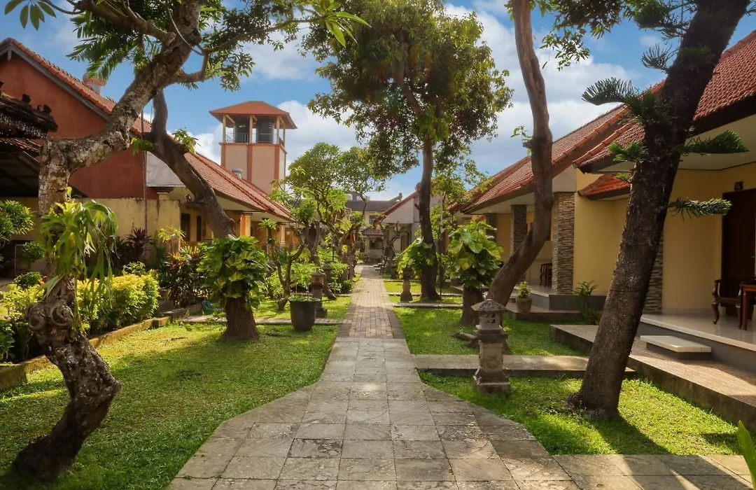 Suriwathi Hotel Legian-1
