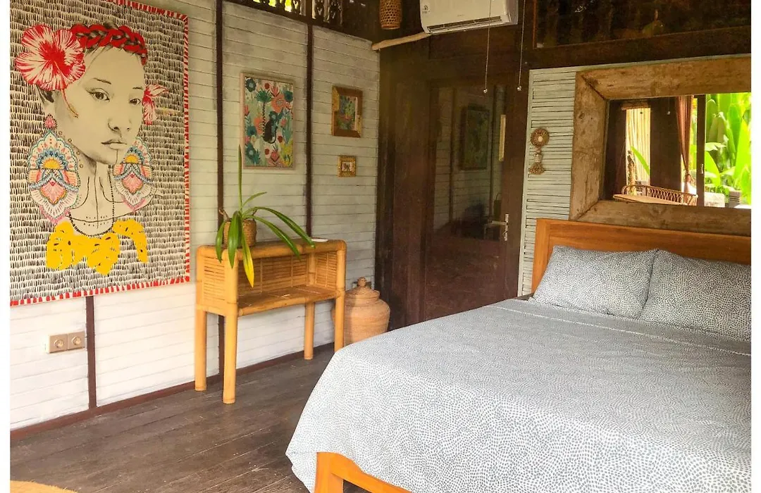 Sriyana Uluwatu-1