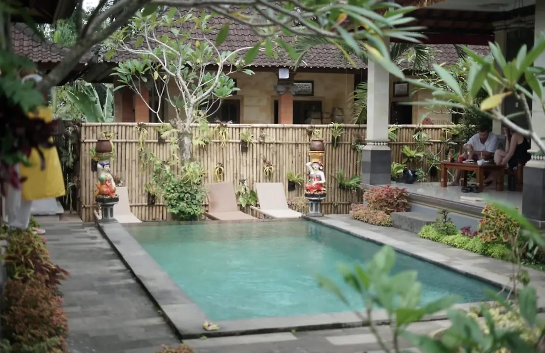 Teba Junjungan Cottages-1