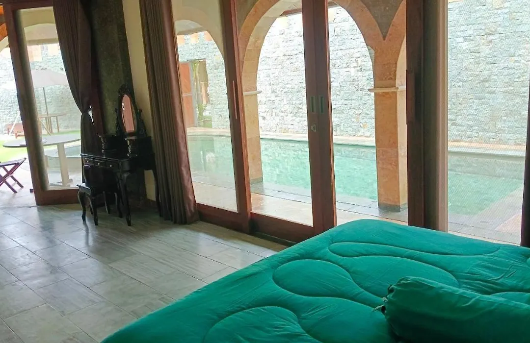 One Bedroom Suite At Royalfamilymansion With Pool & Garden On Sanur,Bali-1