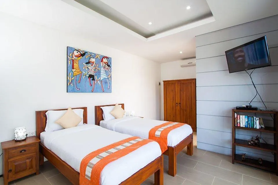 Skye Dee Villa-1