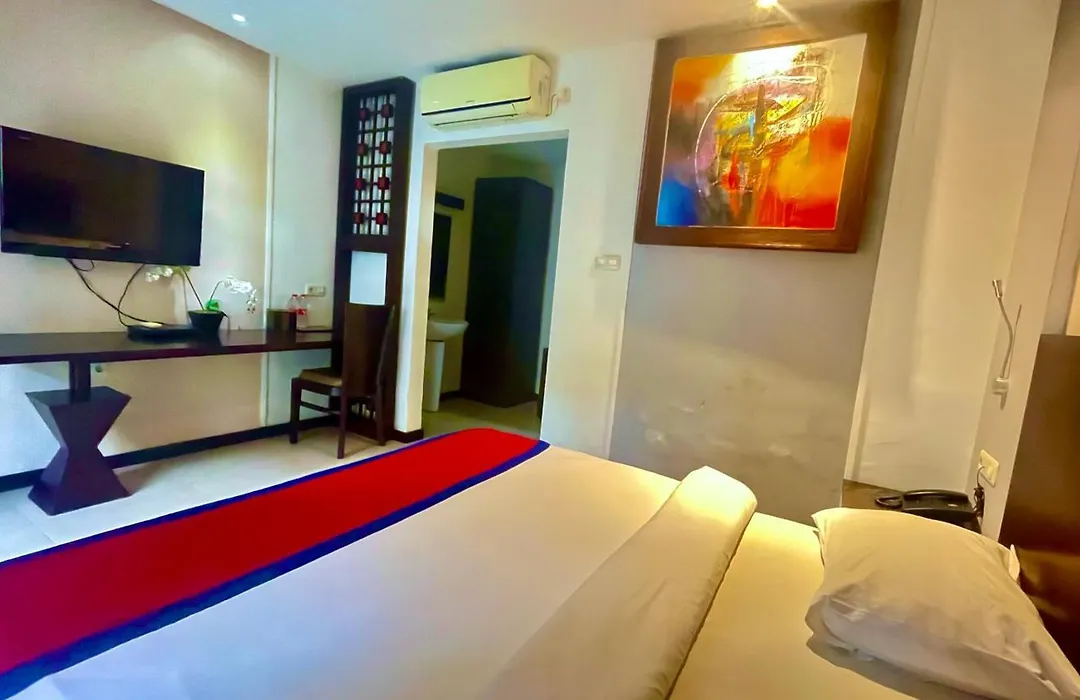 Ozz Hotel Kuta-1