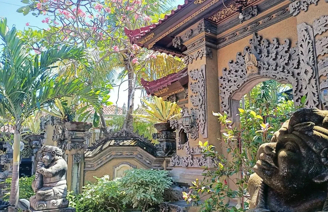 Green Palace Homestay-1