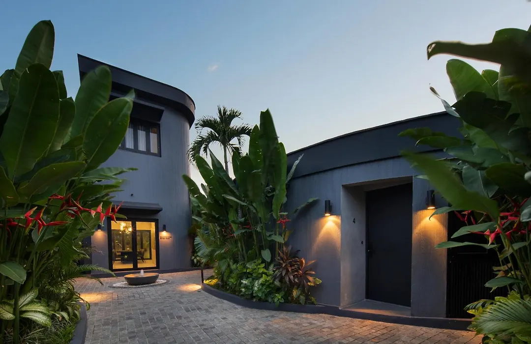 Je Ne Sais Quoi Seminyak-1