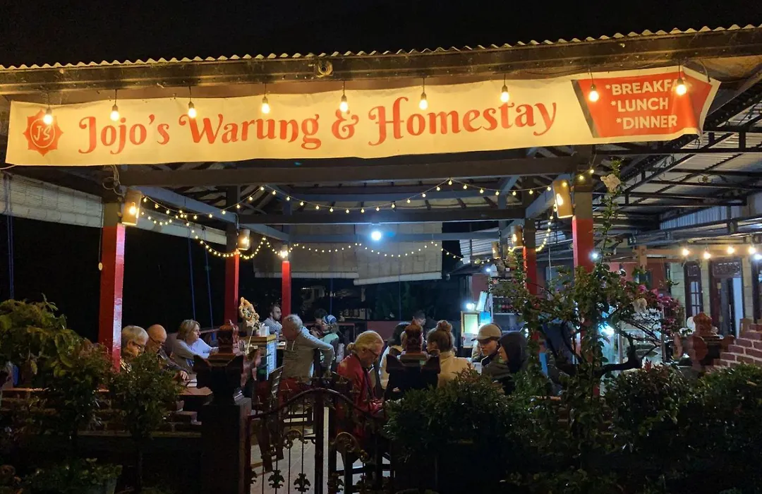 Warung Jojo And Homestay-1