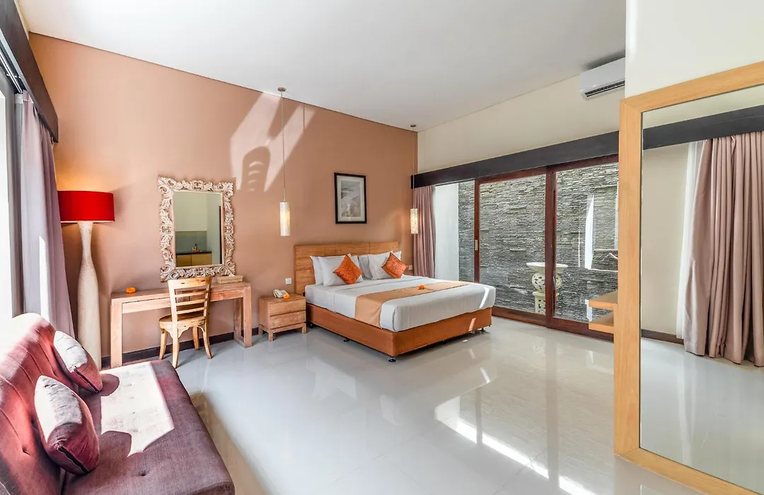 Svarna Suites Seminyak-1
