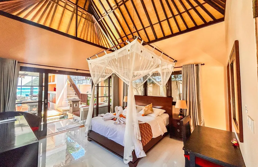 Villa Talia Vashti - Oceanfront Villa With Private Sea Access, Pool & Cook-1