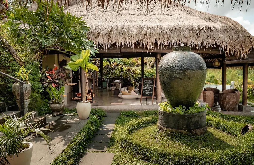 Surya Shanti Villa Sidemen-1