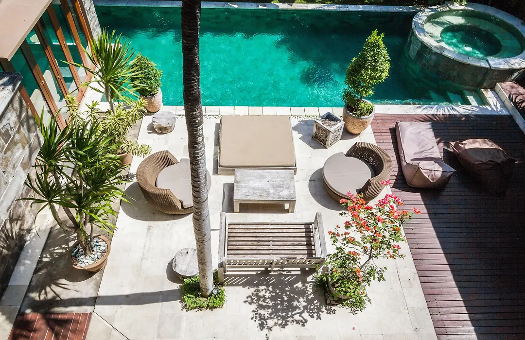 Villa Martine - Fantastic 5Br Villa - Perfect Location In Seminyak-1