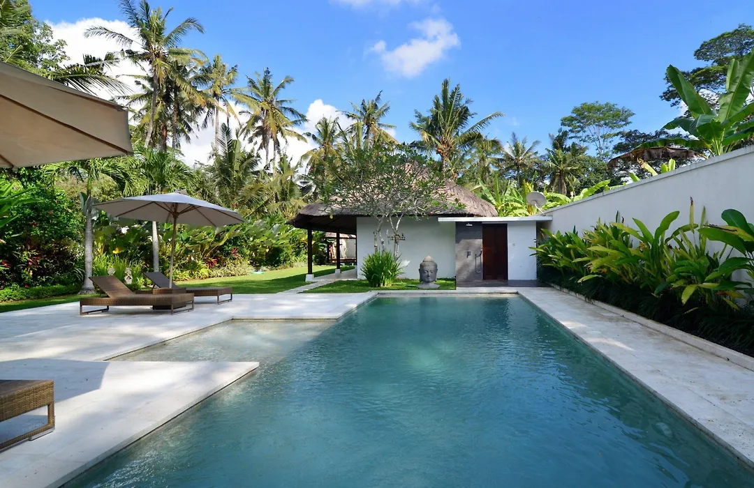 Villa Candi Kecil Tujuh By Villa Finder-1