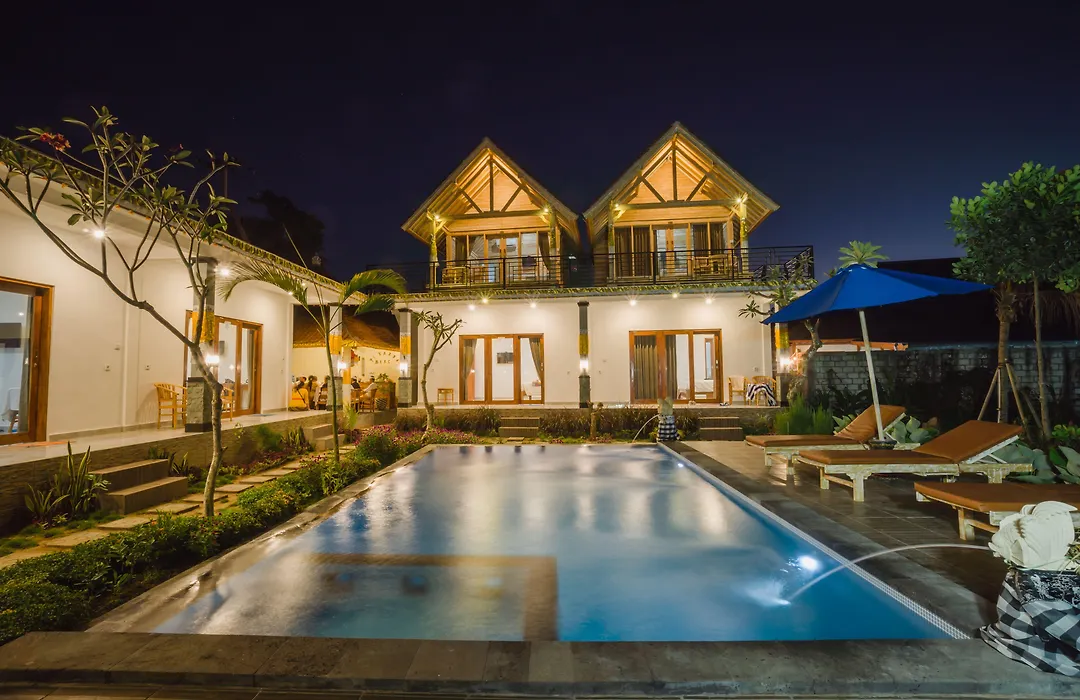Pi Karya Beach-1