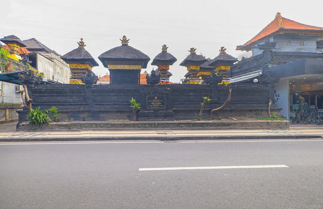 Oyo Life 92852 Singgah Hotel Legian-1