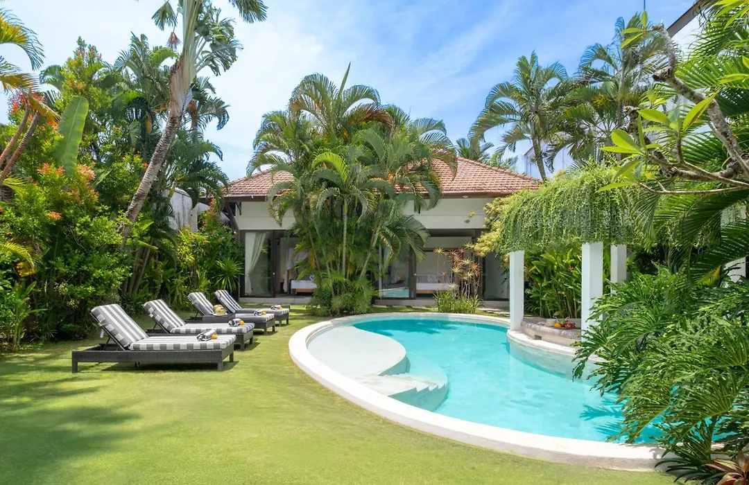 Villa Alice By Villa Finder-1