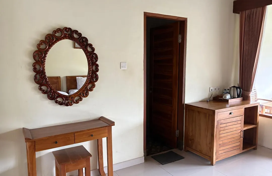 Raka Rai Bungalows-1
