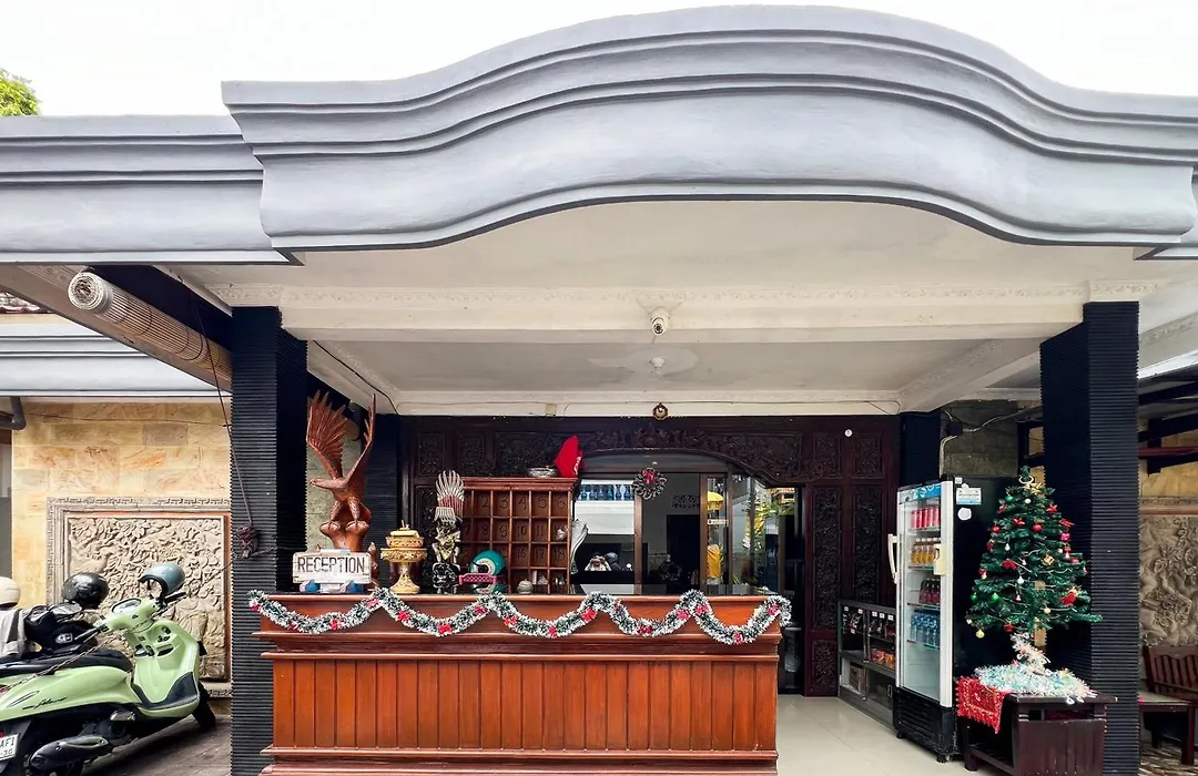 Reddoorz At Mahendra Beach Inn Kuta-1