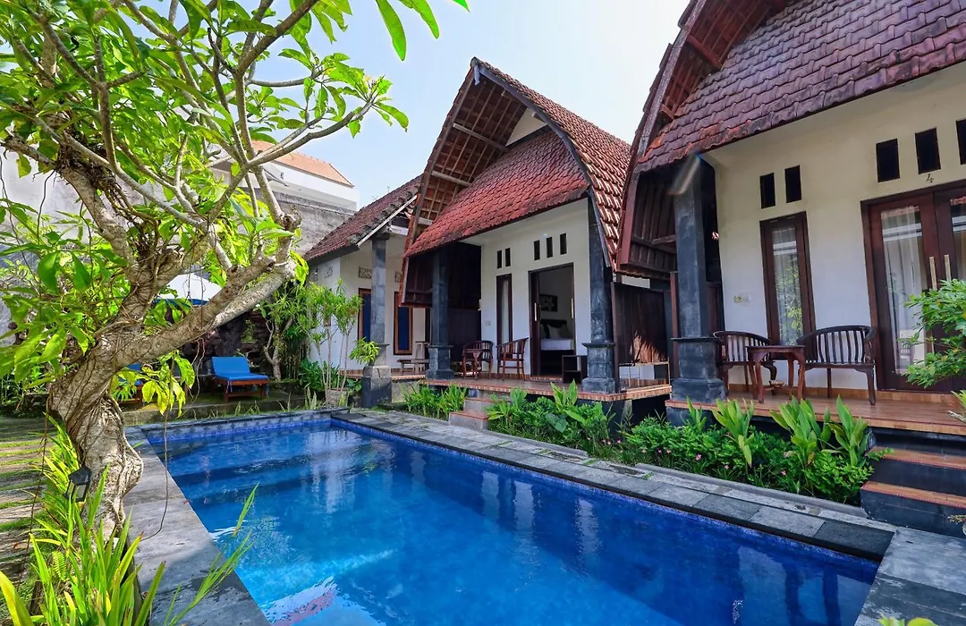 Toro Cottage-1