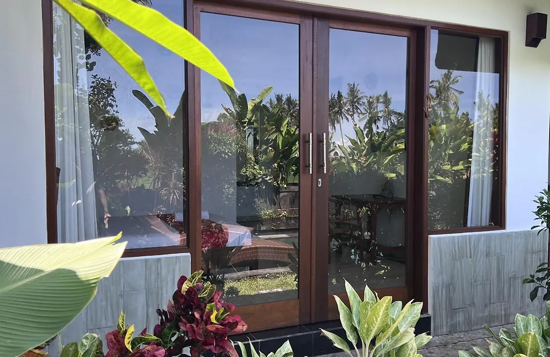 Villa Popolan And Guest House-1