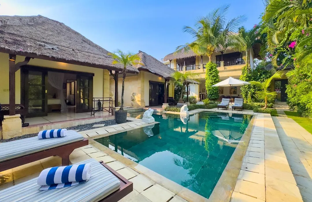 Villa Bugis Kayu Aya Seminyak-1
