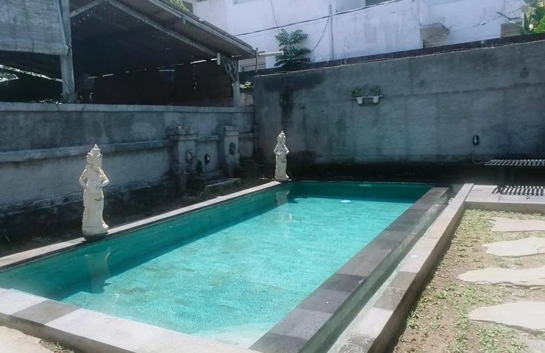 Uma Kutuh Bungalow-1