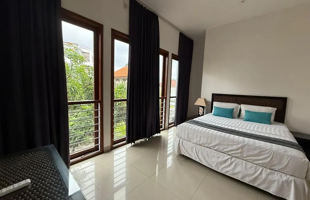 Villa Rob-1