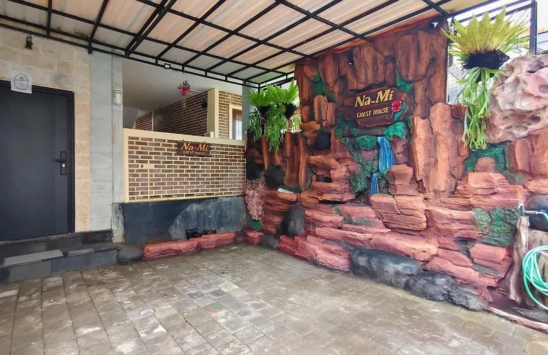 Na-Mi Guesthouse Canggu-1