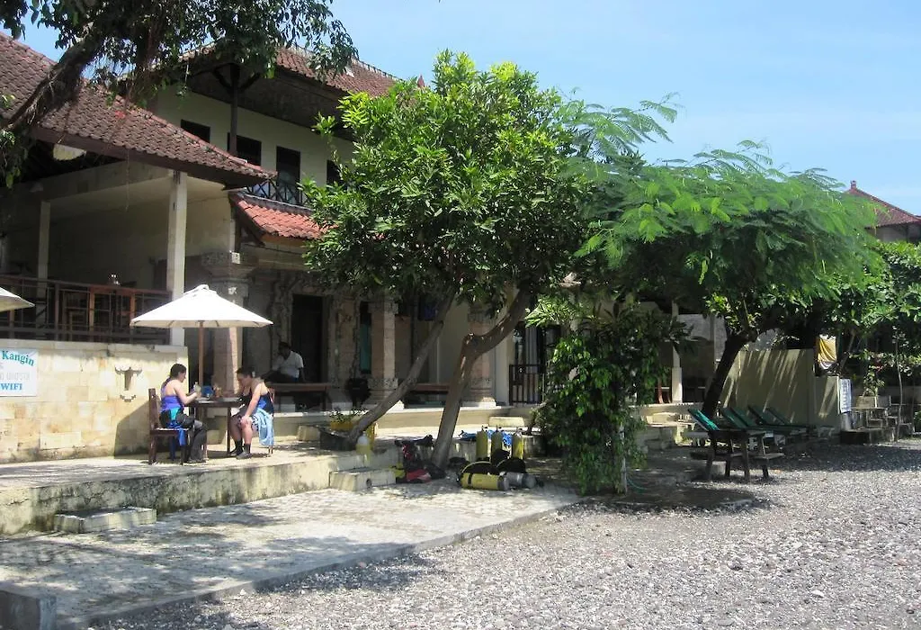 Galang Kangin Bungalows-1
