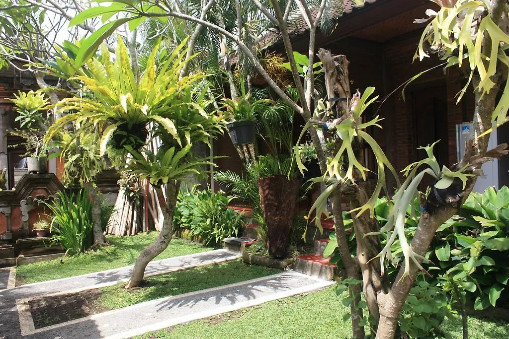 Tunjung Guest House-1
