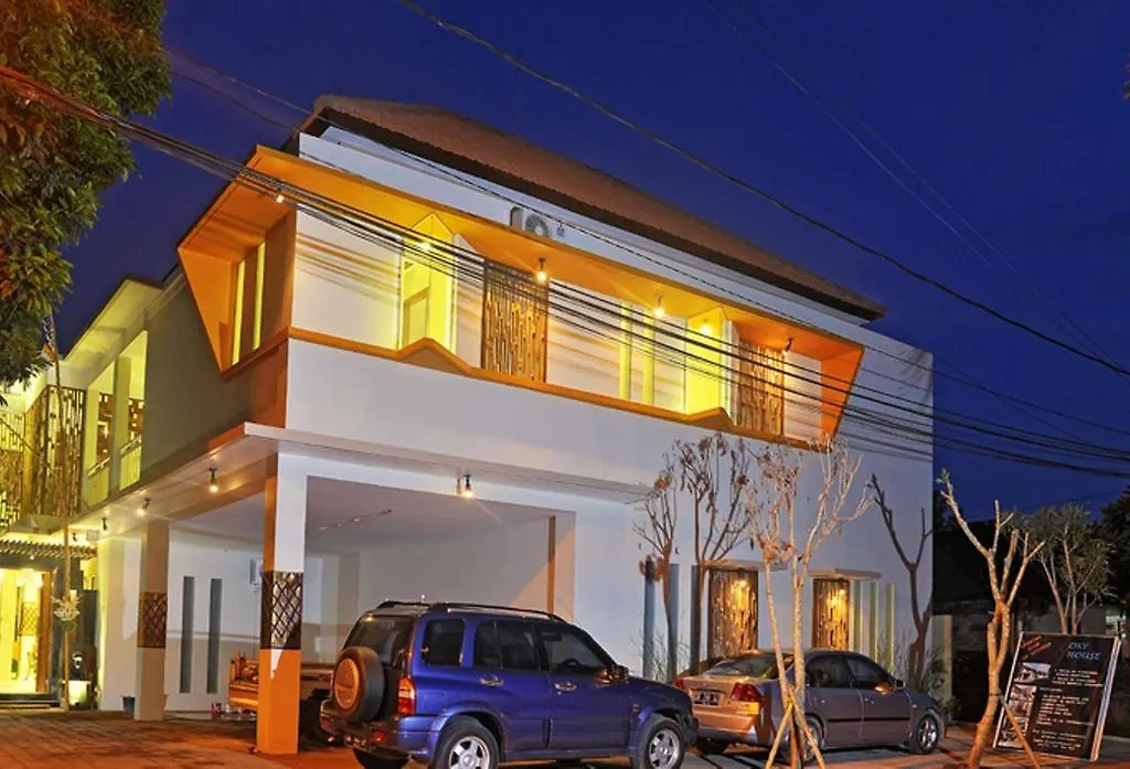 Oxy House Bali-1