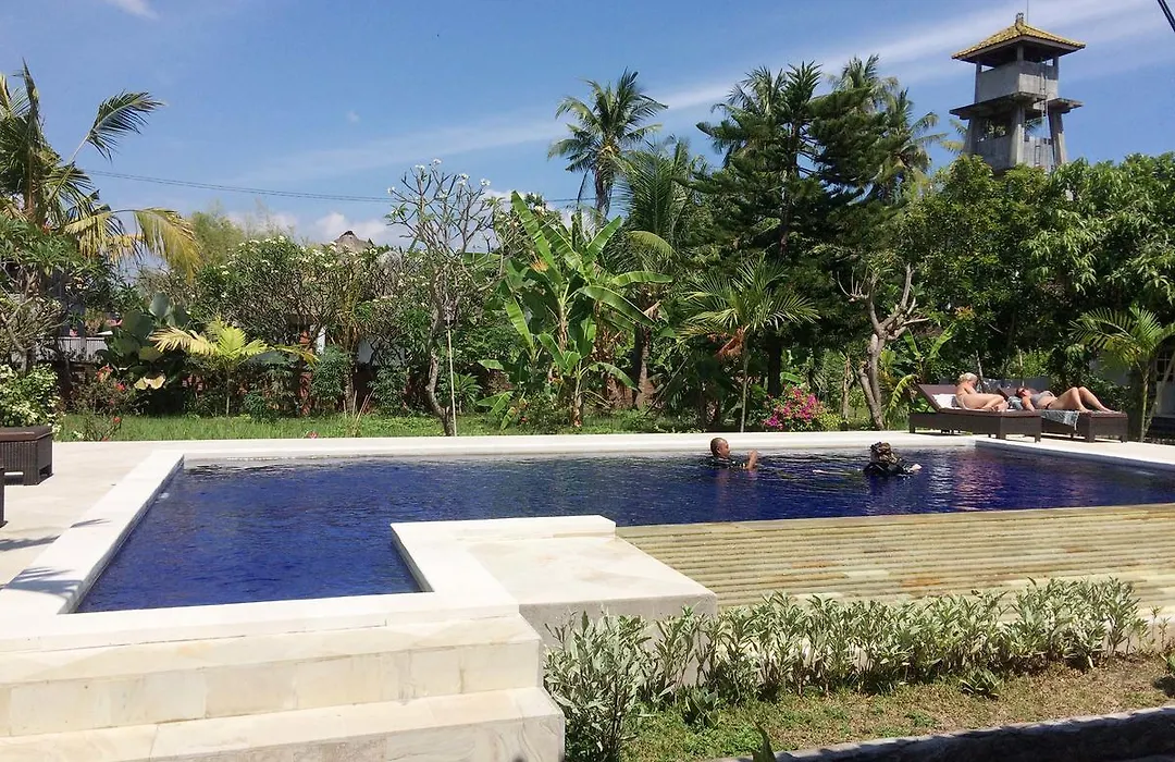 Taman Lily'S Hotel-1