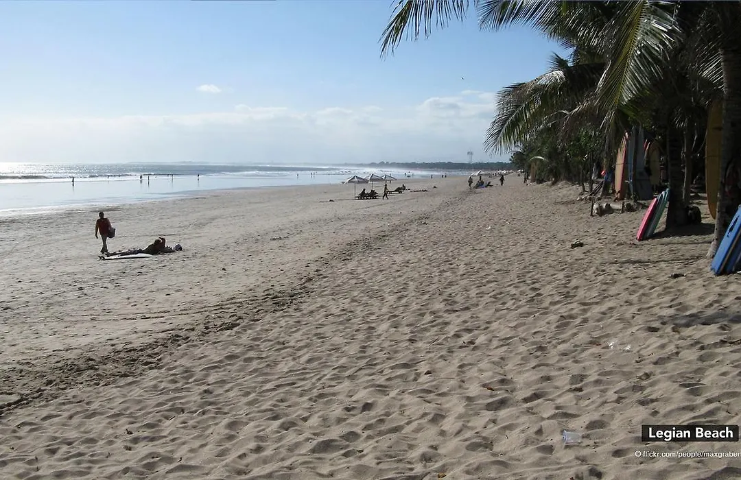 Zen Rooms Kuta Sunset Road 2-1
