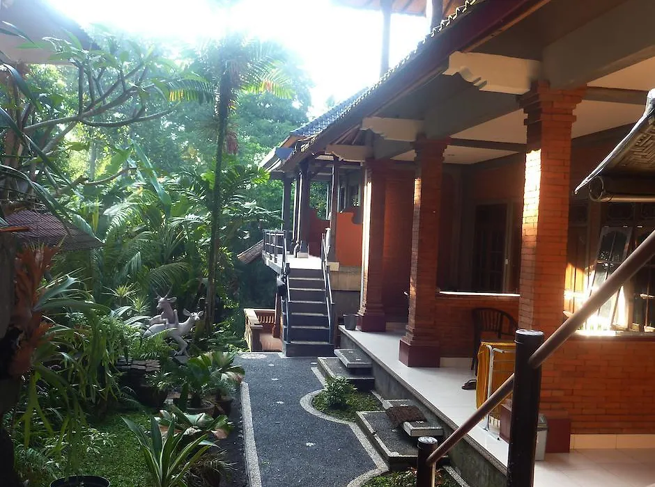 Citrus Tree B&B - Arik-1
