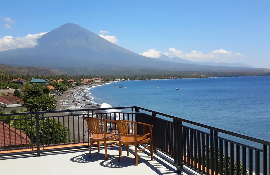 Amed Beach Villa-1