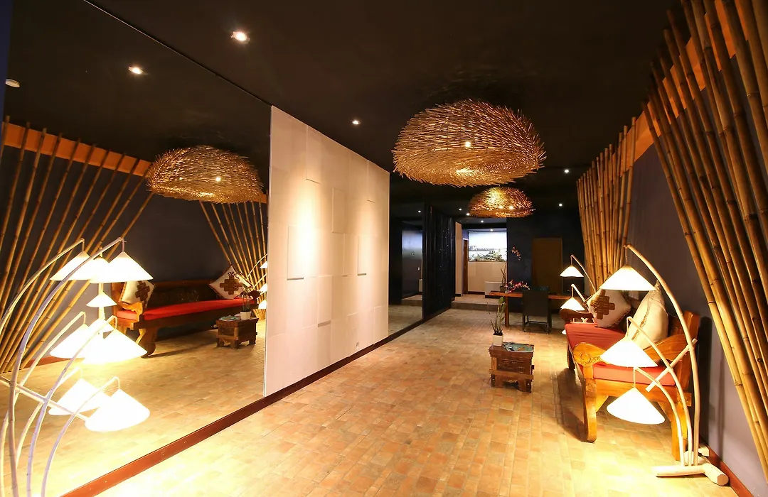 Petit Hotel-1