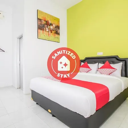 Oyo 2270 Hotel Taman Wirama-3