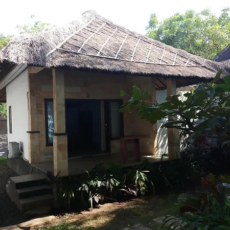 Jemeluk Beach Bungalows-2
