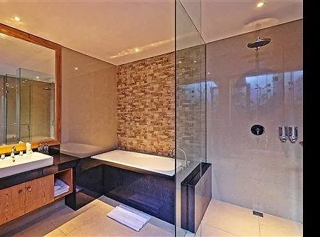 Lasanti Villas & Spa Seminyak-3
