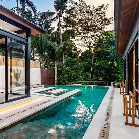 Villa Dua Baskom By Balisuperhost-3