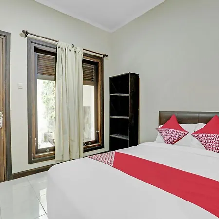 Oyo 90505 Pondok Karenda-3