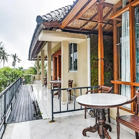 Oyo 90640 Agung Kartini Villa-2