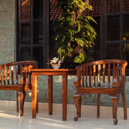 Suriwathi Hotel Legian-3