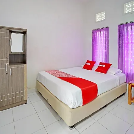 Oyo 90860 Tunjung Sari 8-2