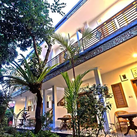 Batik Sekar Bali Guest House-3