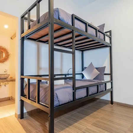 Aura Dormitory House Ubud-2