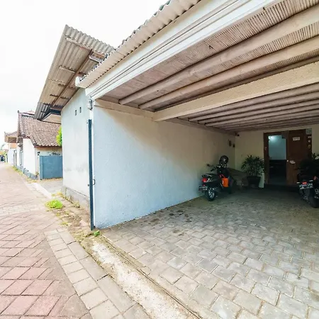 Villa West - Charming 2 Bdr Villa In Oberoi - Perfect Location!-3