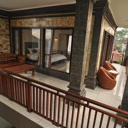 Leo Villa-2