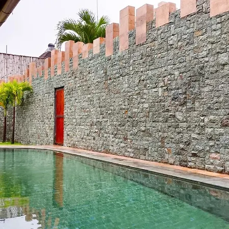 One Bedroom Suite At Royalfamilymansion With Pool & Garden On Sanur,Bali-2